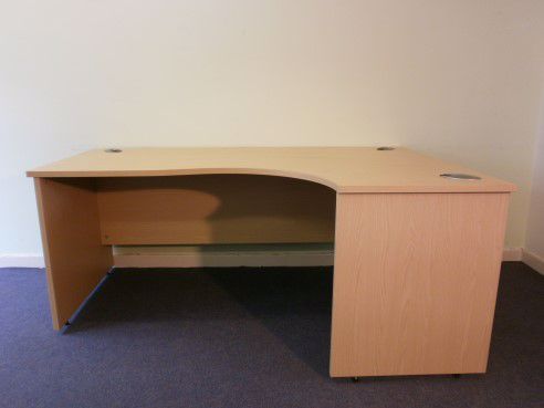 Picture for category Used Wave / Corner Desks