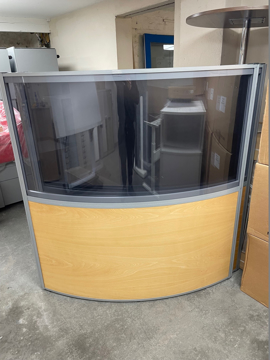 Picture of FSS 2 – 1430mm Freestanding Curved Screen