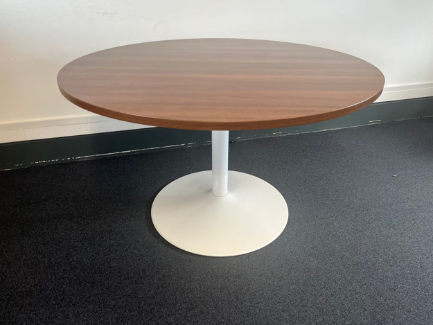 Picture of MT 2 - 1000mm Meeting Table