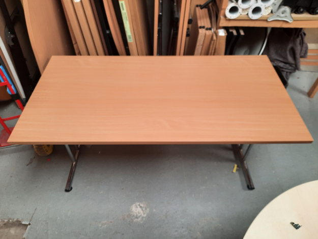 Picture of MT 7 - 1500mm Straight Folding Table