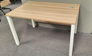 Picture of SD 13 - 1200mm Straight Desk