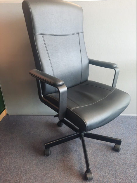 Picture of OC 6 – Executive Chair