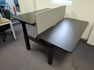 Picture of HSD 6 – Linak Double Height Adjustable Straight Desk