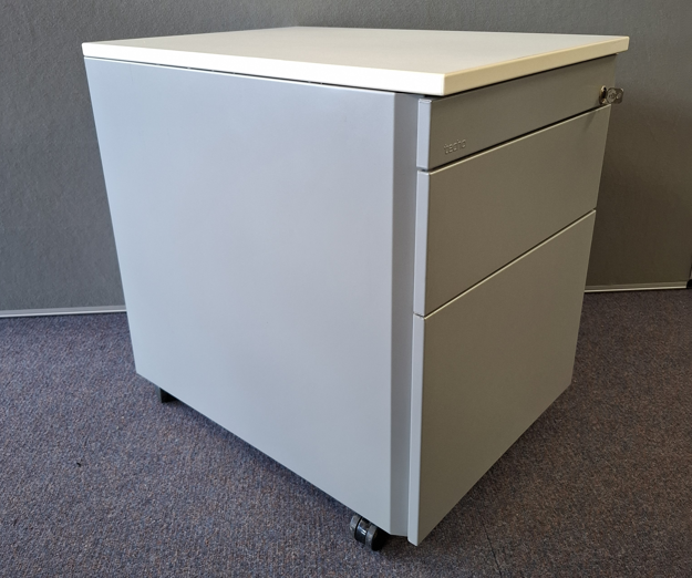 Picture of PED 5 – Techo Mobile Pedestal