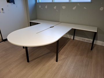 Picture of SD 13 – 2 Person Nova U Bench Desk With Return