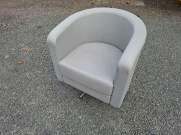 Picture of RS 7-Faux Leather Swivel Tub Chair
