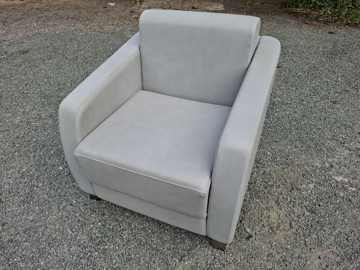 Picture of RS 8-Faux Leather Reception Armchair