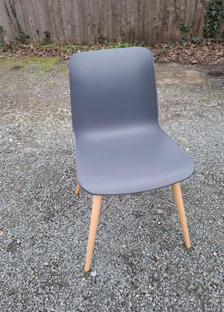 Picture of Connection Laurel chair -Anthracite