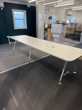 Picture of MT 6 - Meeting/Boardroom Table