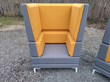 Picture of Ocee Design HenRay Single Meeting Booth