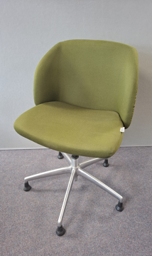 Picture of OC 3 - Boss Design Swivel chair