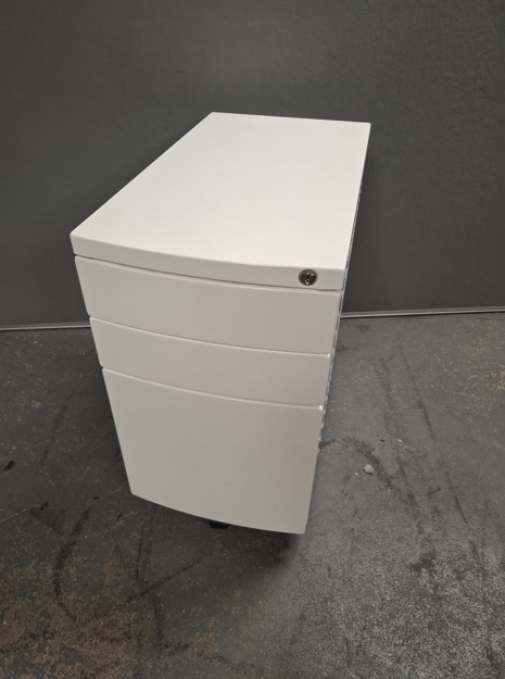 Picture of PED 13 – Slimline Mobile Pedestal